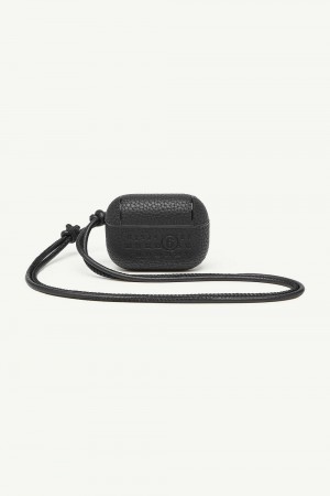 Black Maison Margiela Leather Airpods Case | AU_MM85231