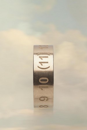 Gold Maison Margiela Numerical Ring | AU_MM78757