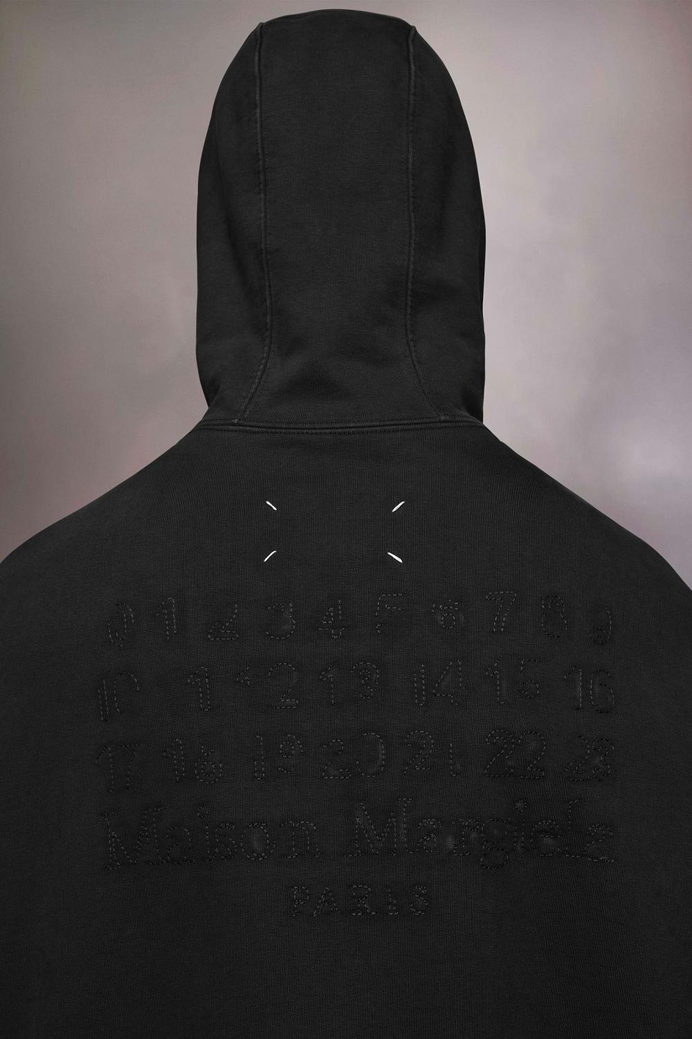 Black Maison Margiela Embroidered Logo Hoodie | AU_MM22181