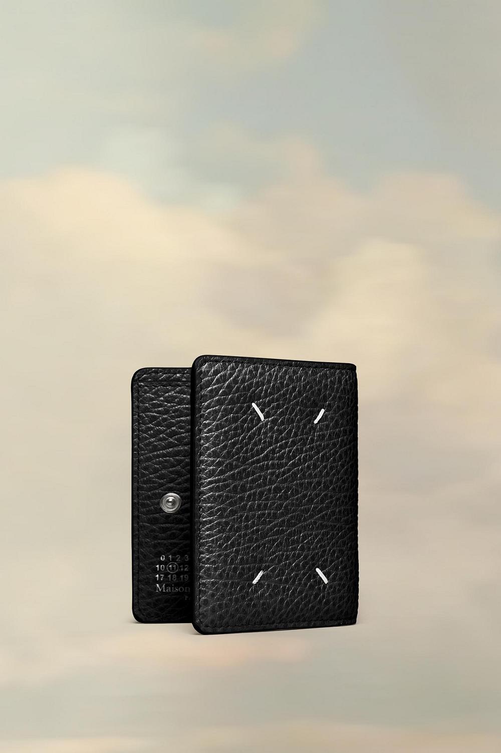 Black Maison Margiela Four Stitches Pocket Cardholder | AU_MM81978