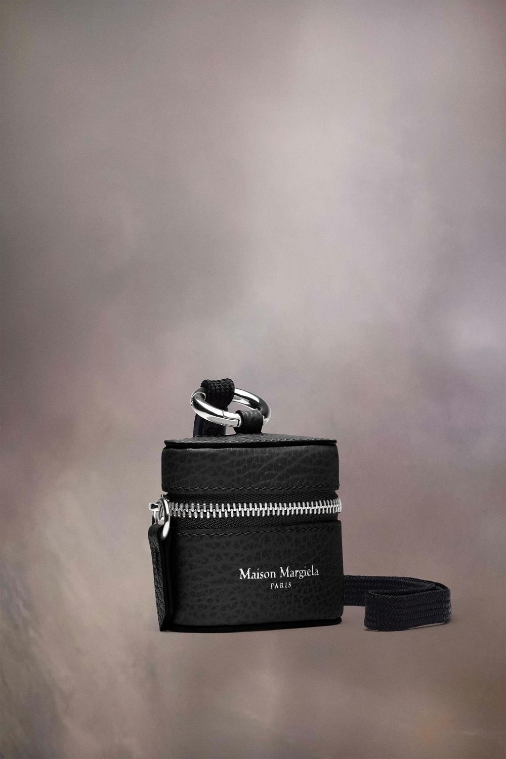 Black Maison Margiela Logo Airpod Case | AU_MM95001