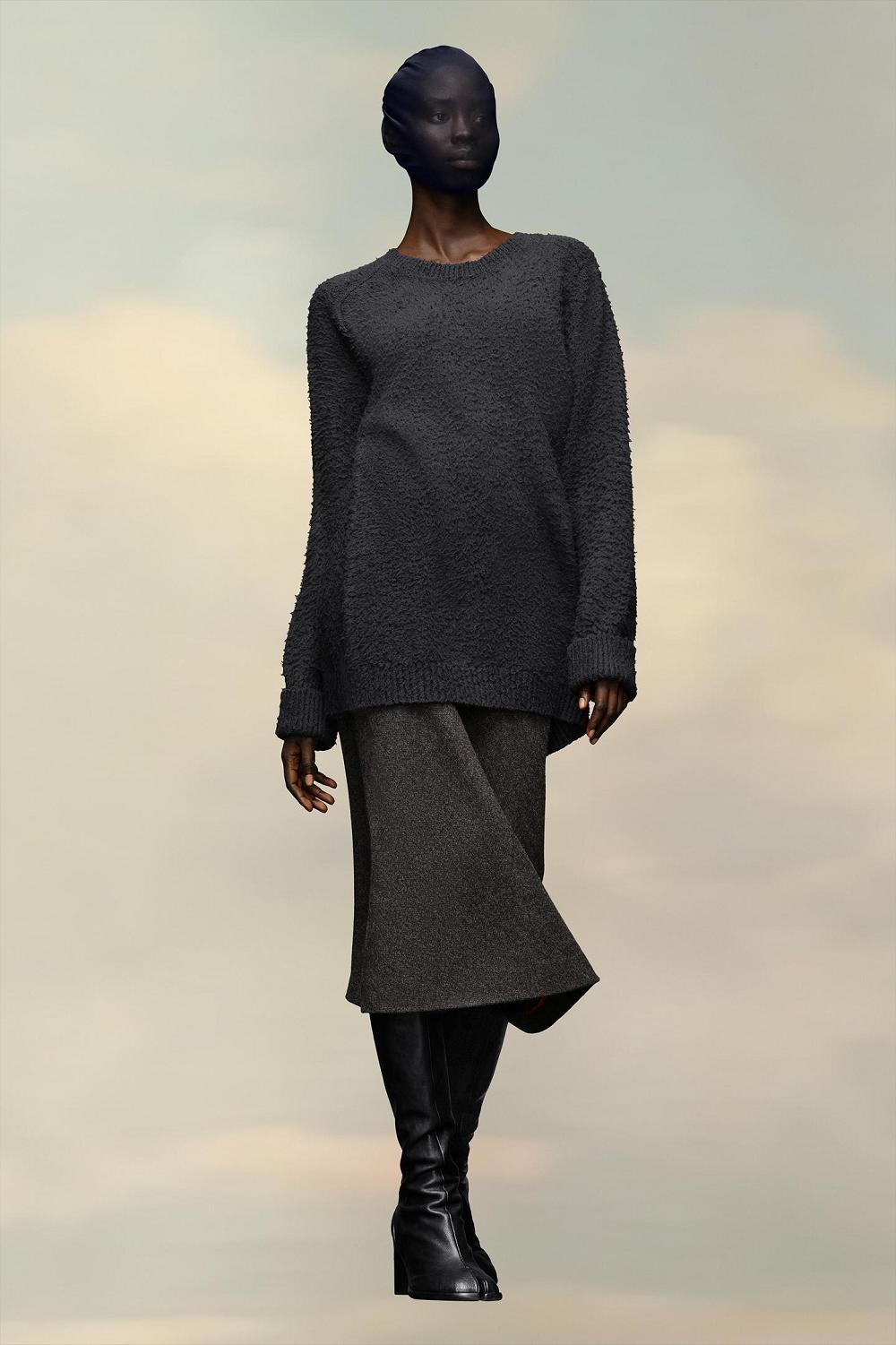 Black Maison Margiela Oversized Piled Sweater | AU_MM71954