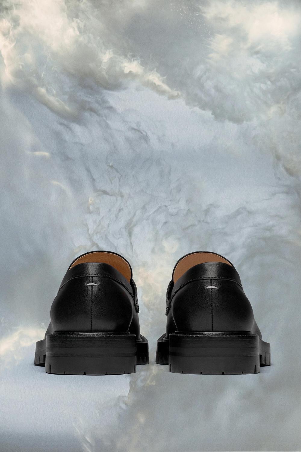 Black Maison Margiela Tabi Loafers | AU_MM72471