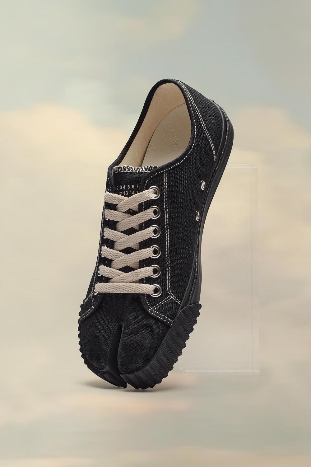 Black Maison Margiela Tabi Sneakers | AU_MM22930