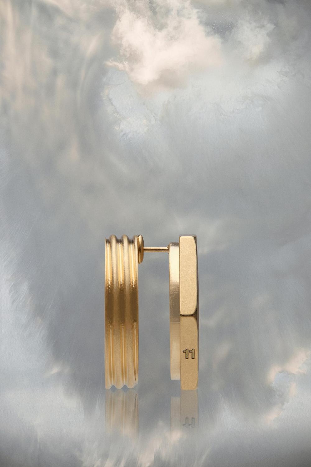 Gold Maison Margiela Bolt And Nut Hexagonal Earring | AU_MM15363