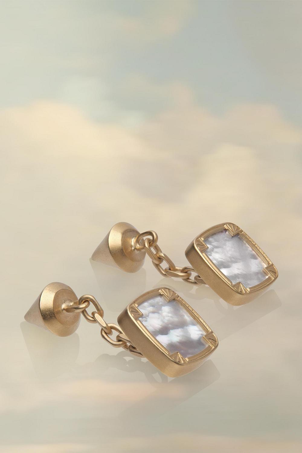 Gold Maison Margiela Pearl Square Cufflinks | AU_MM36794