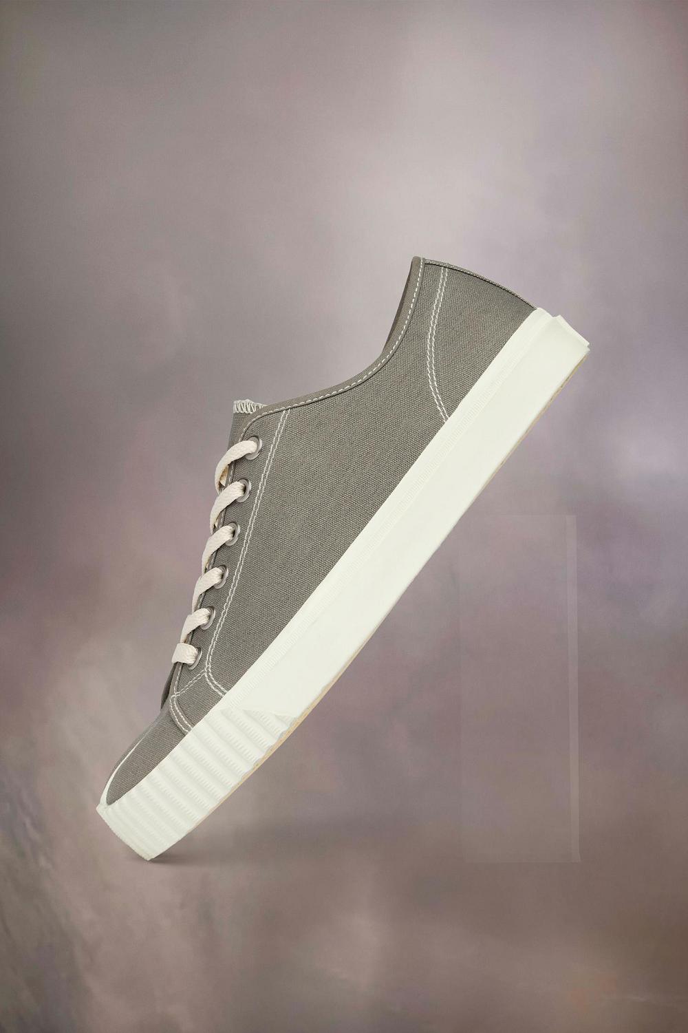 Grey Maison Margiela Tabi Sneakers | AU_MM39190