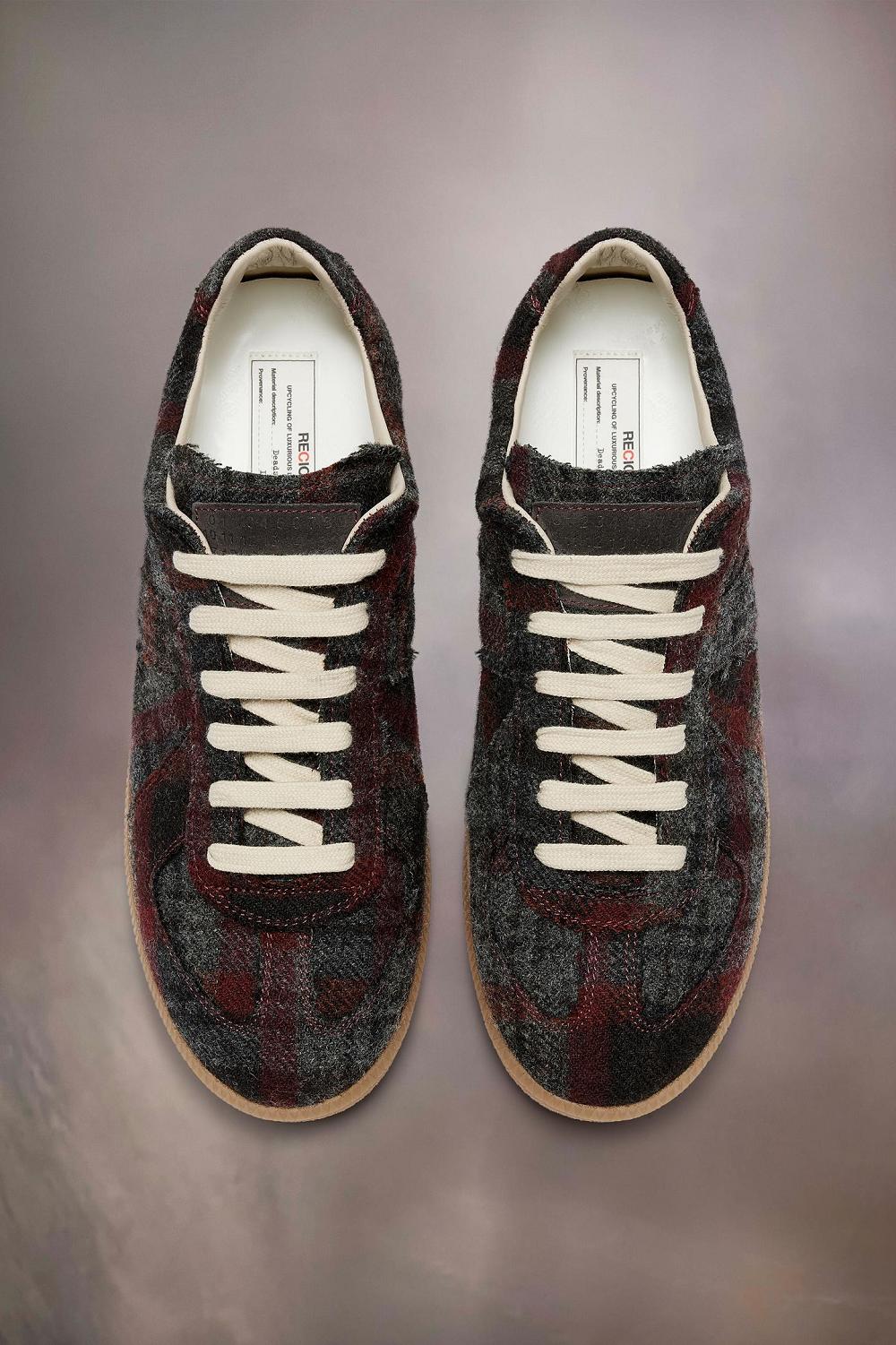 Red Black Maison Margiela Recicla Replica Sneakers | AU_MM13892