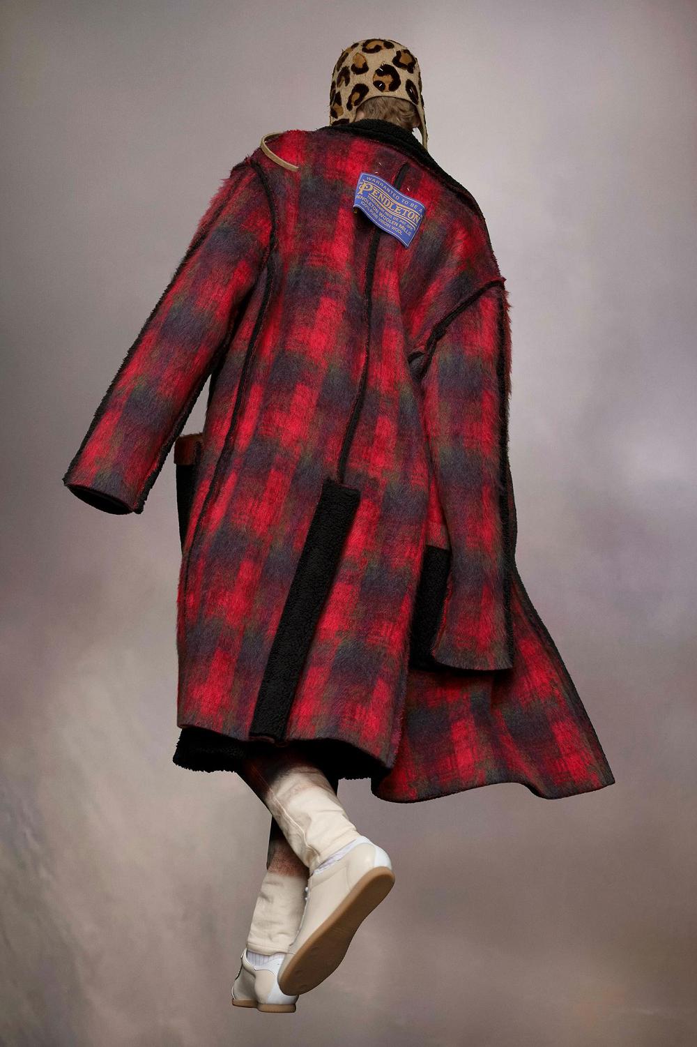 Red Maison Margiela Pendleton Jacquard Coat | AU_MM81348