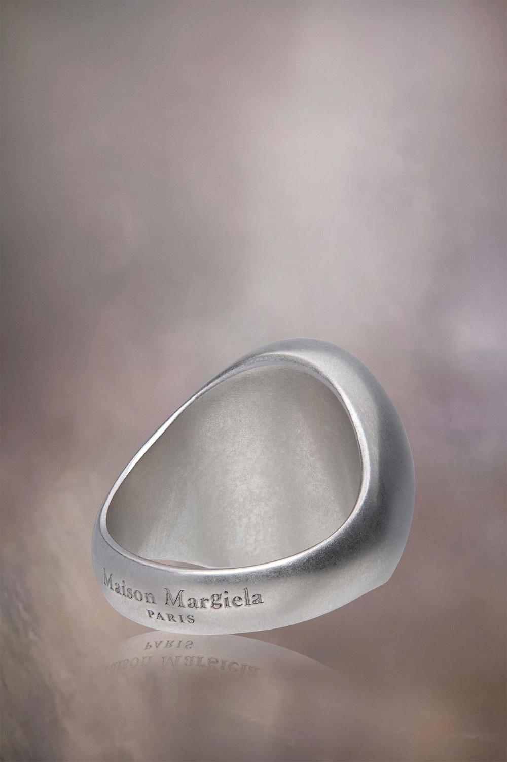 Silver Maison Margiela Chevalier Ring | AU_MM10895