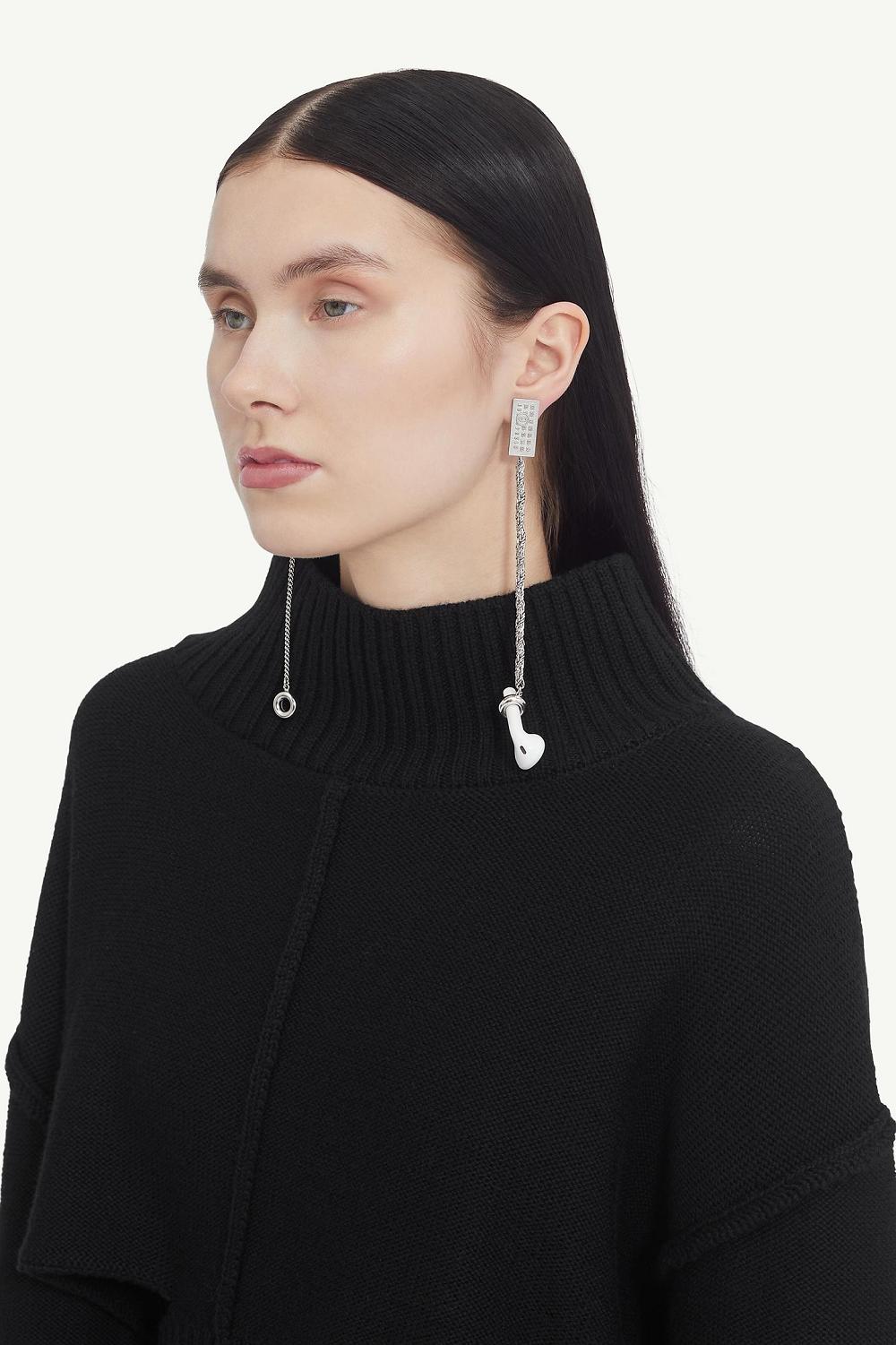 Silver Maison Margiela Embossed Numeric Earrings | AU_MM67803