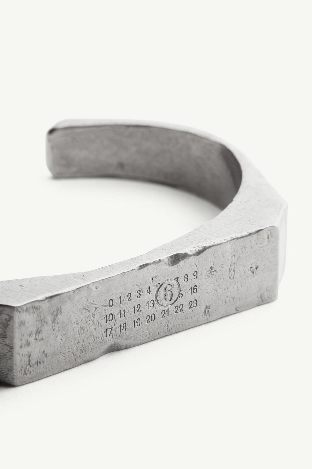 Silver Maison Margiela Numeric Signature Cuff | AU_MM38501