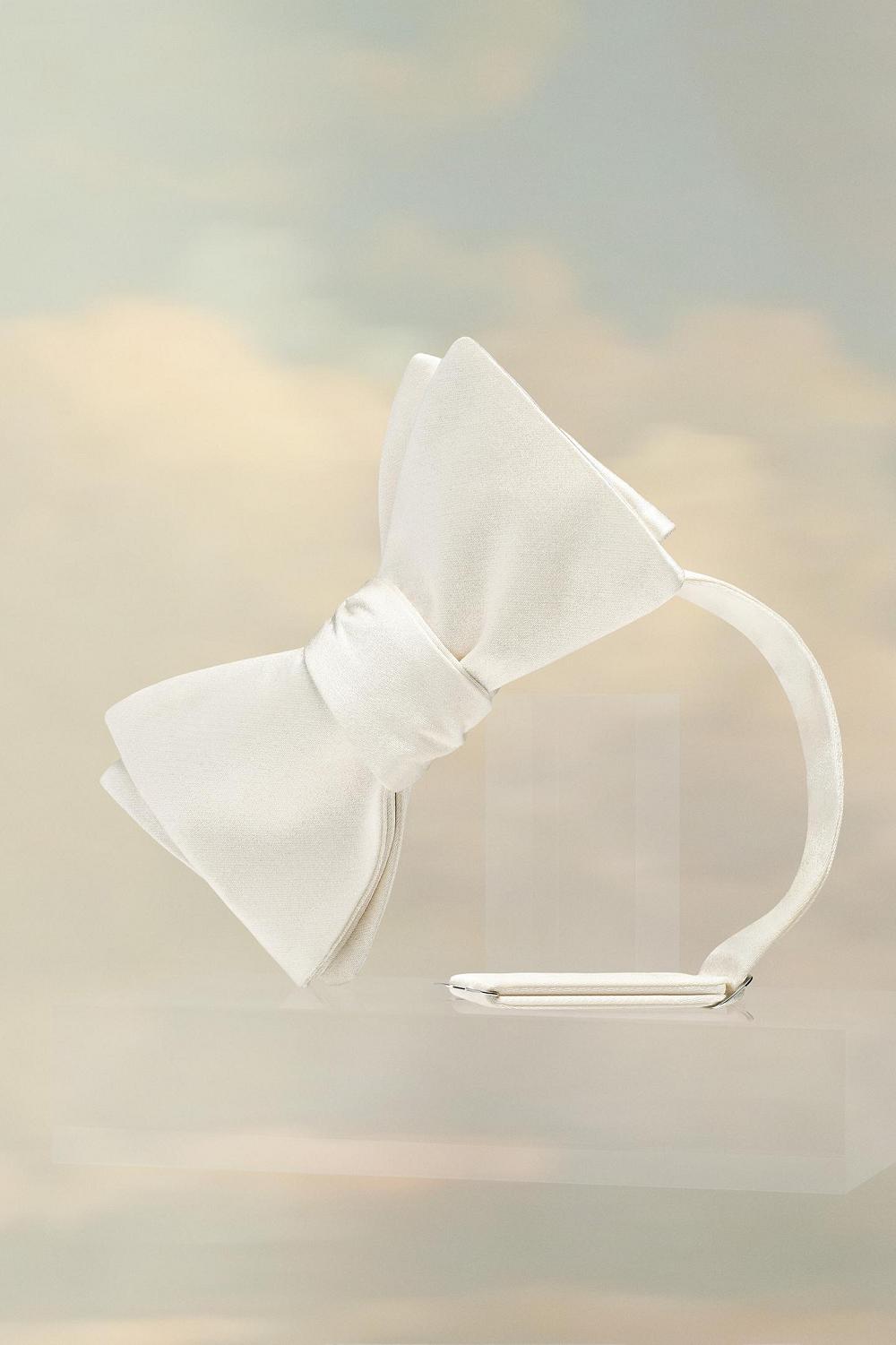 White Maison Margiela Bow Tie | AU_MM38713