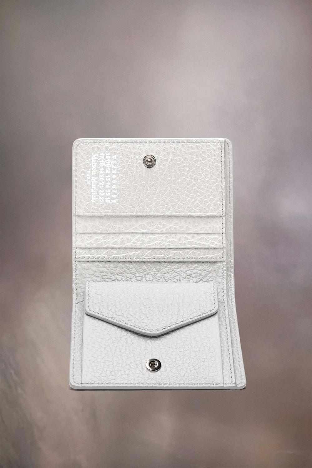 White Maison Margiela Four Stitches Pocket Cardholder | AU_MM76952