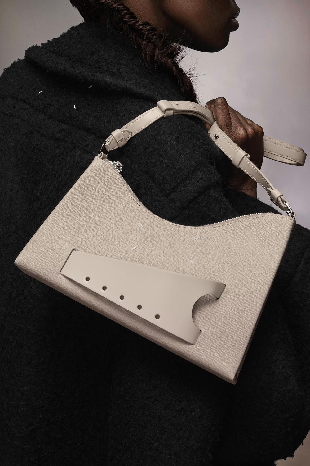 White Maison Margiela Snatched Hobo Small | AU_MM43072