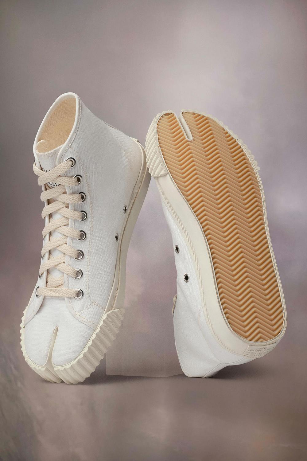 White Maison Margiela Tabi High-top Sneakers | AU_MM93582