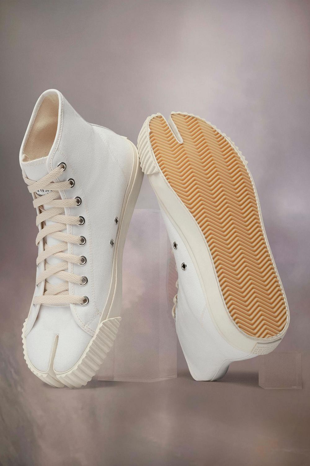 White Maison Margiela Tabi Sneakers | AU_MM99097